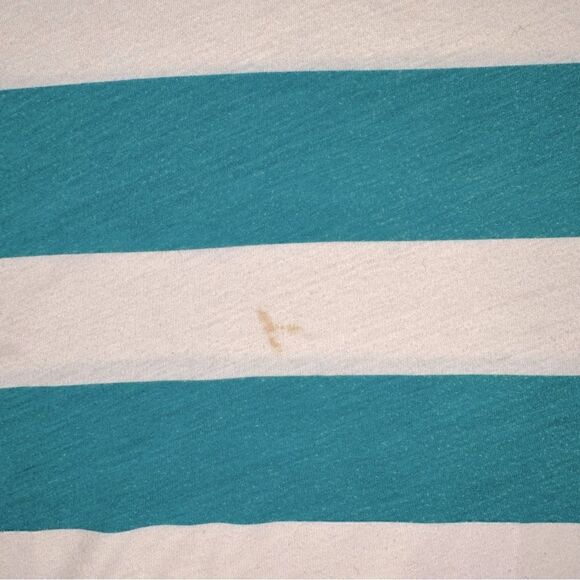 American Eagle Green and White Stripped V-Neck T-Shirt - Picture 3 of 6